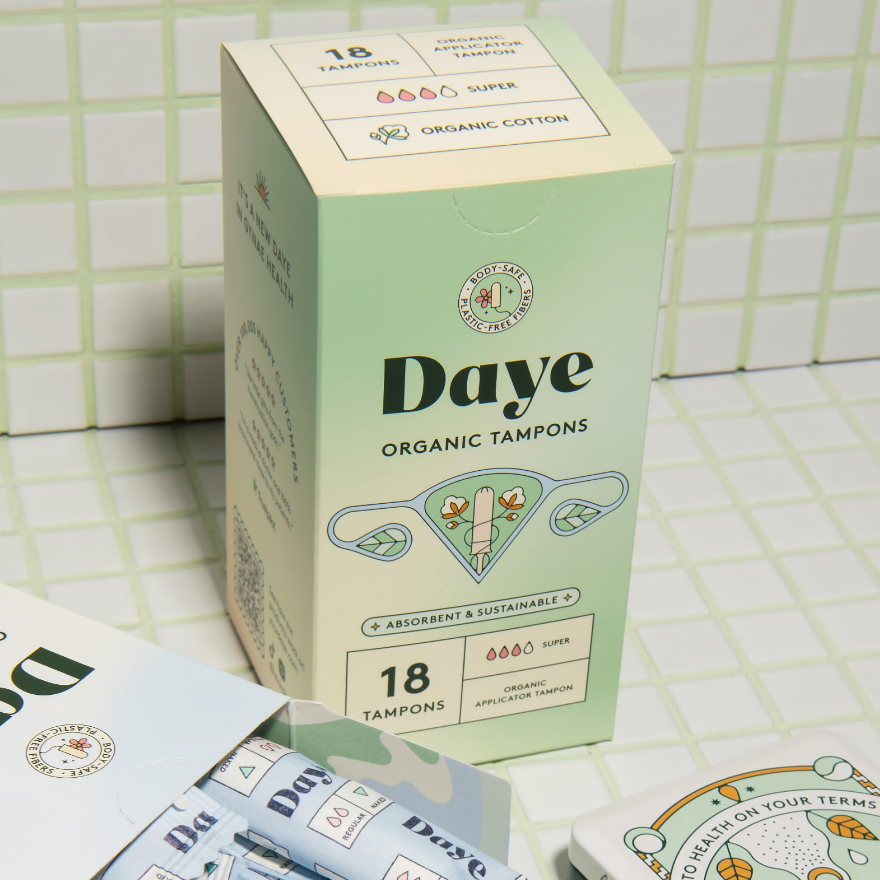 Daye tampón en uso con comparación de tamaño para mayor confianza