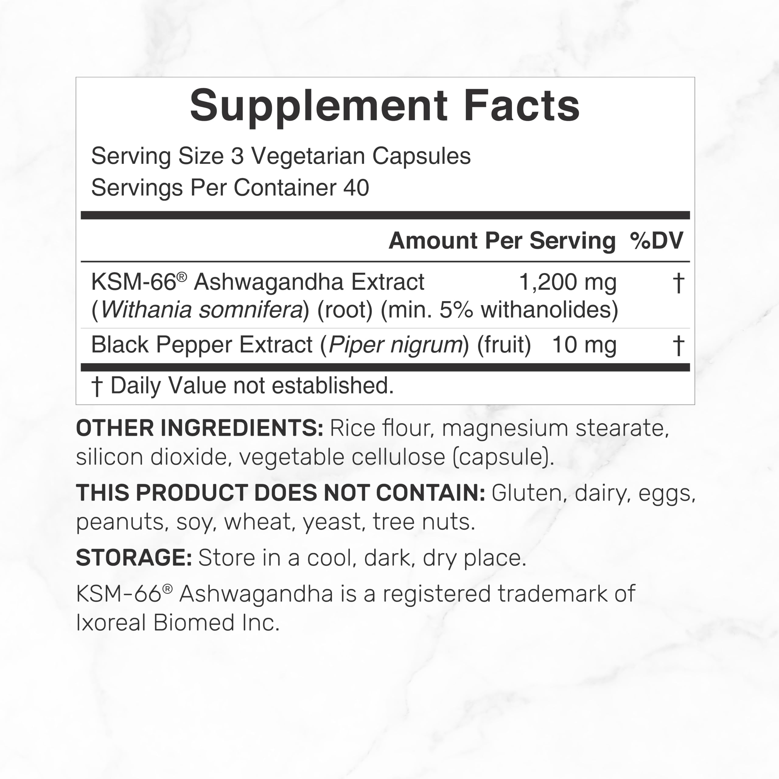 DEAL SUPPLEMENT cápsulas en mano visualizando formato vegetal y facilidad de toma