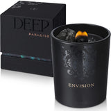 Deep Eden vela encendida mostrando llama amplia y difusión de aroma