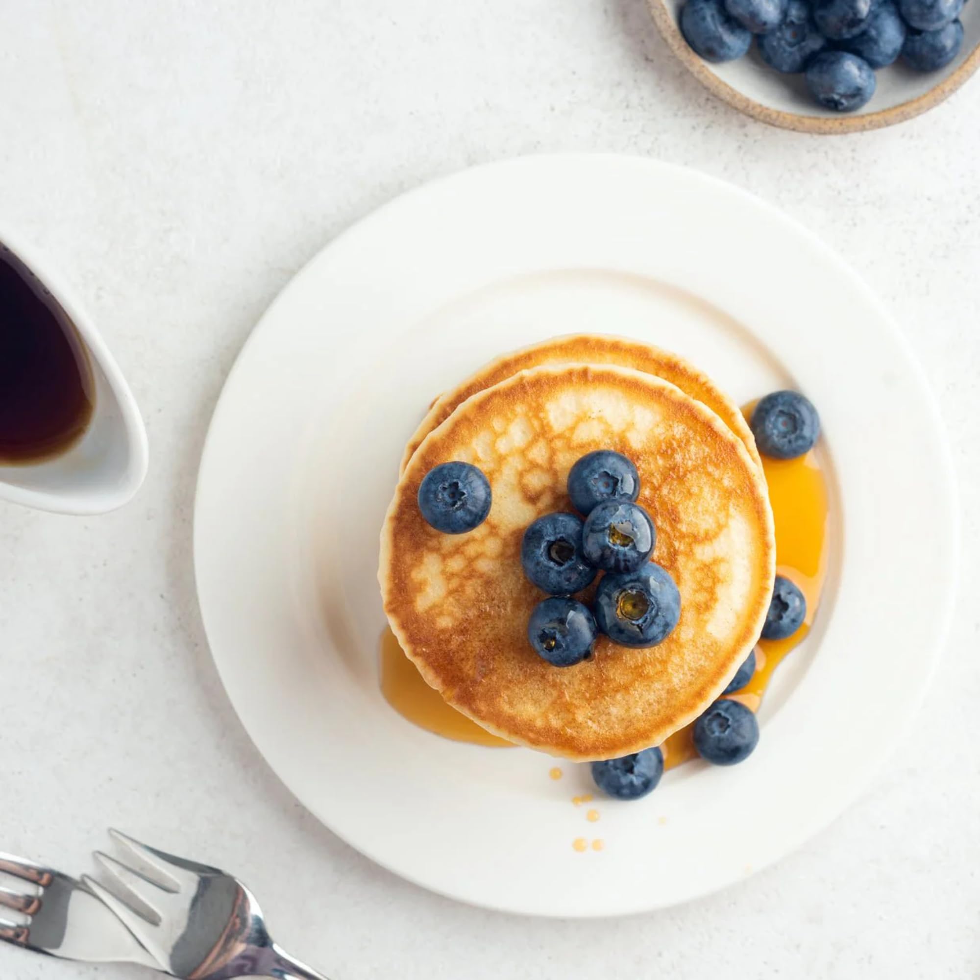 Devotion Nutrition mesa de desayuno con recetas para inspiración diaria