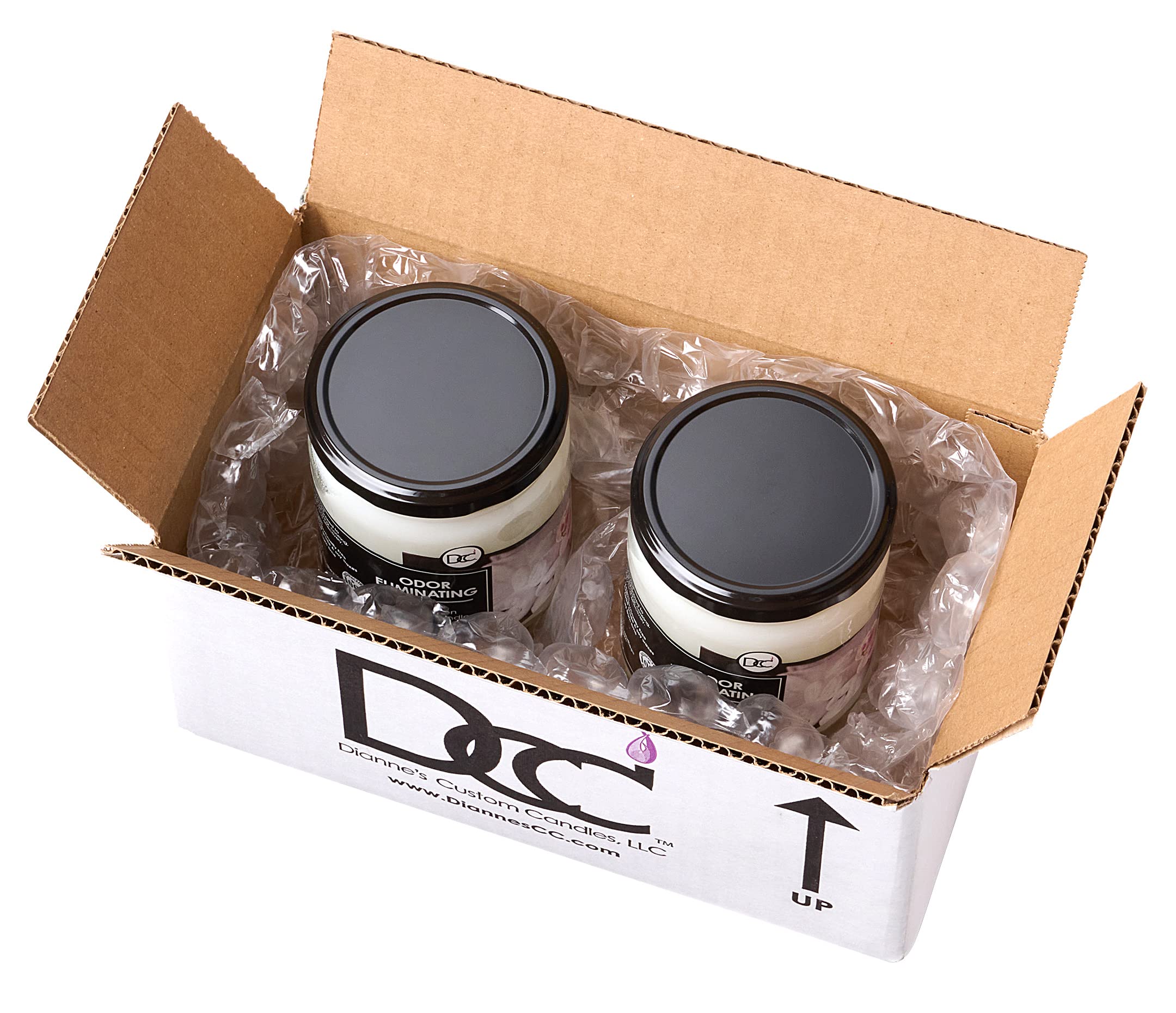 Dianne's Custom Candles vela encendida Fresh Linen creando ambiente fresco y relajante