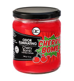 Dianne's Custom Candles vista frontal de Cherry Bomb con frasco elegante y aroma eficaz