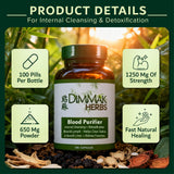 Dimmak Herbs cápsulas en mano para comparar tamaño y dosis