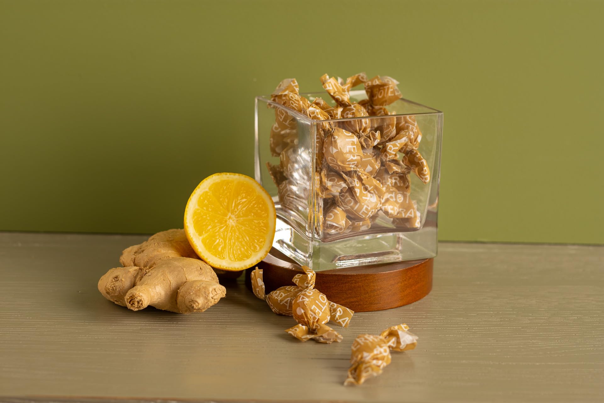 doTERRA primer plano de pastilla mostrando textura y aroma beneficioso