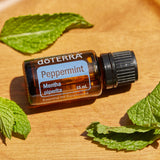 doTERRA aplicación tópica diluida en antebrazo para sensación refrescante