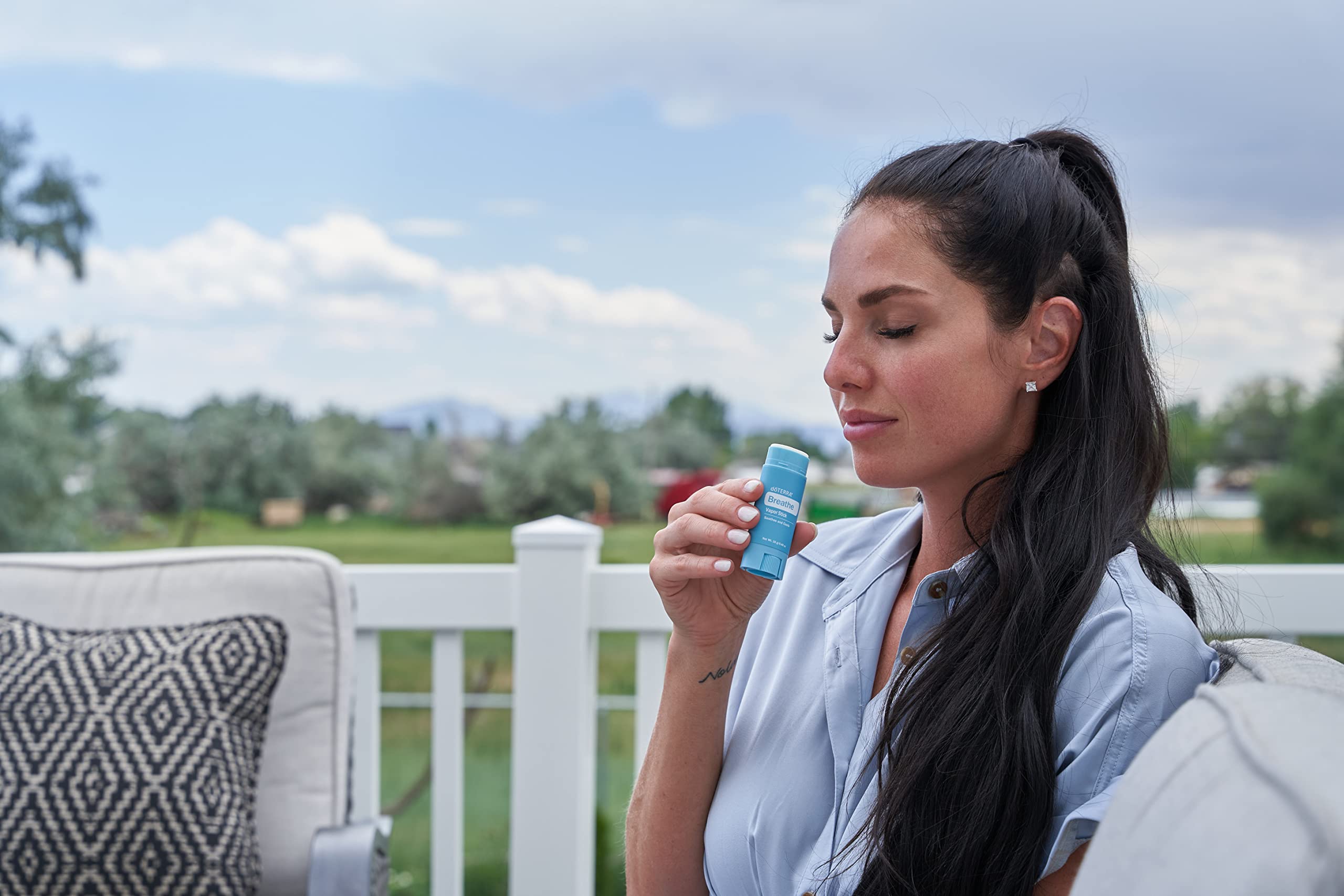 doTERRA Breathe textura del aplicador destacando absorción rápida