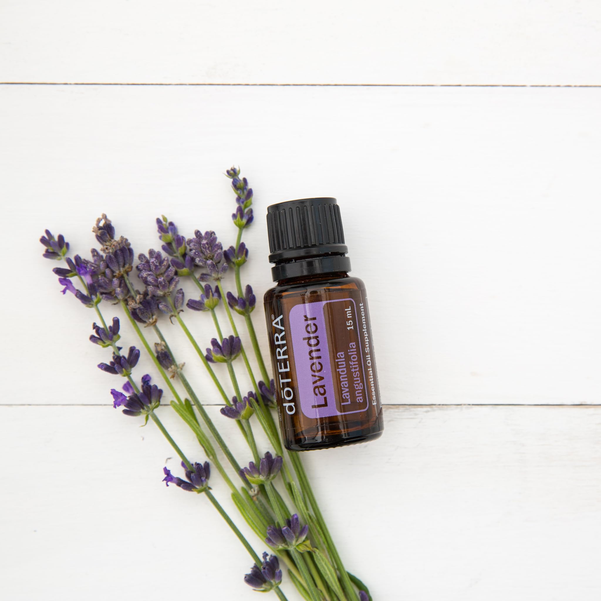 doTERRA detalle del cuello y tapa del frasco que garantiza calidad