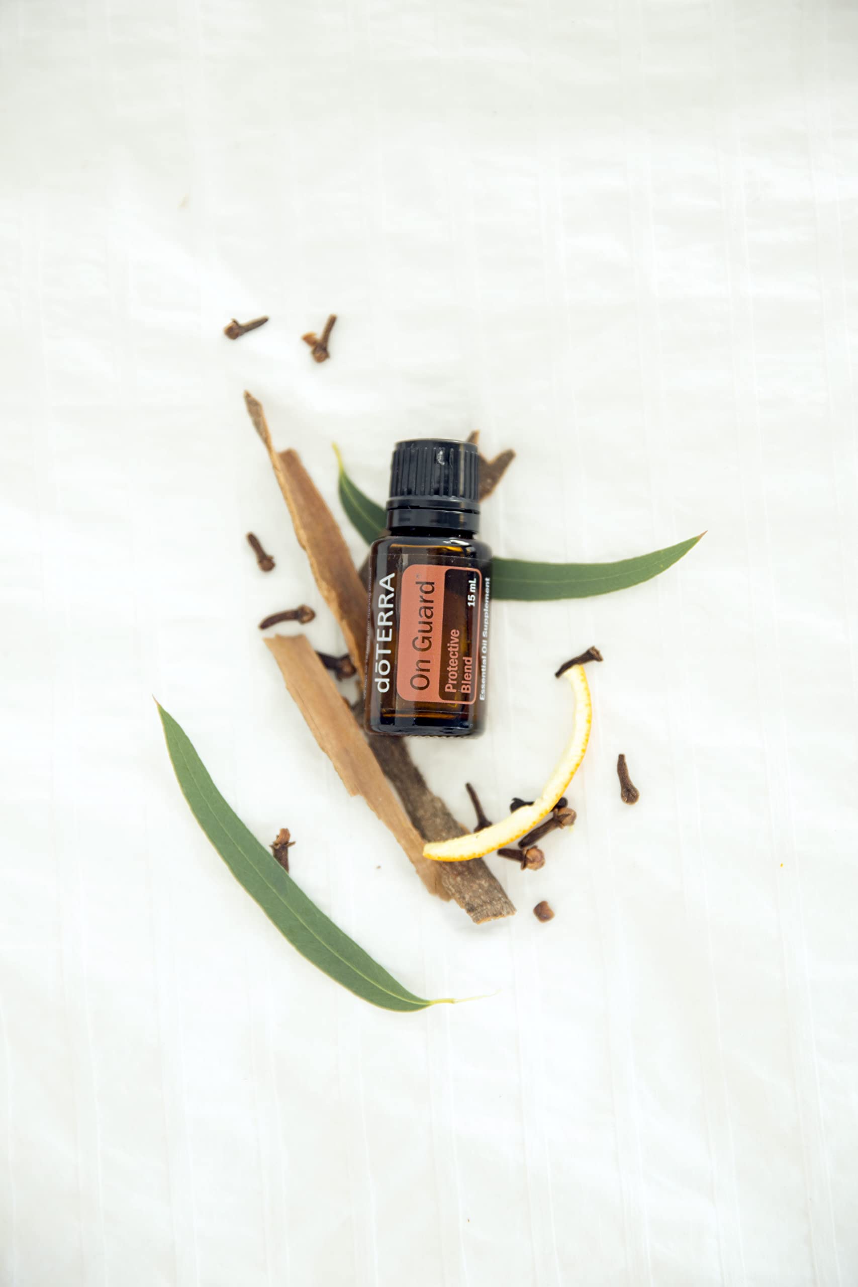 doTERRA On Guard en difusor generando vapor aromatico para ambiente acogedor
