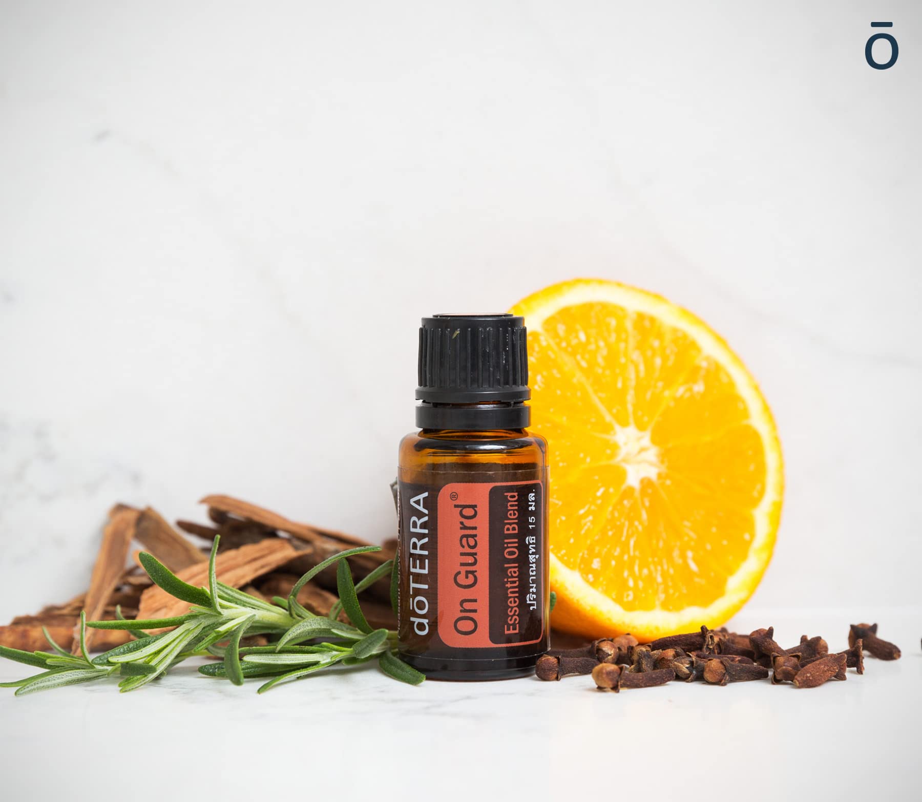 doTERRA On Guard etiqueta en primer plano con lista de ingredientes visibles y calidad
