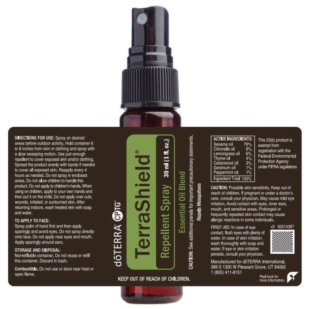 doTERRA Terrashield en un picnic al aire libre, práctico para actividades