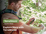 doTERRA Terrashield rociado en primer plano, demuestra cobertura uniforme