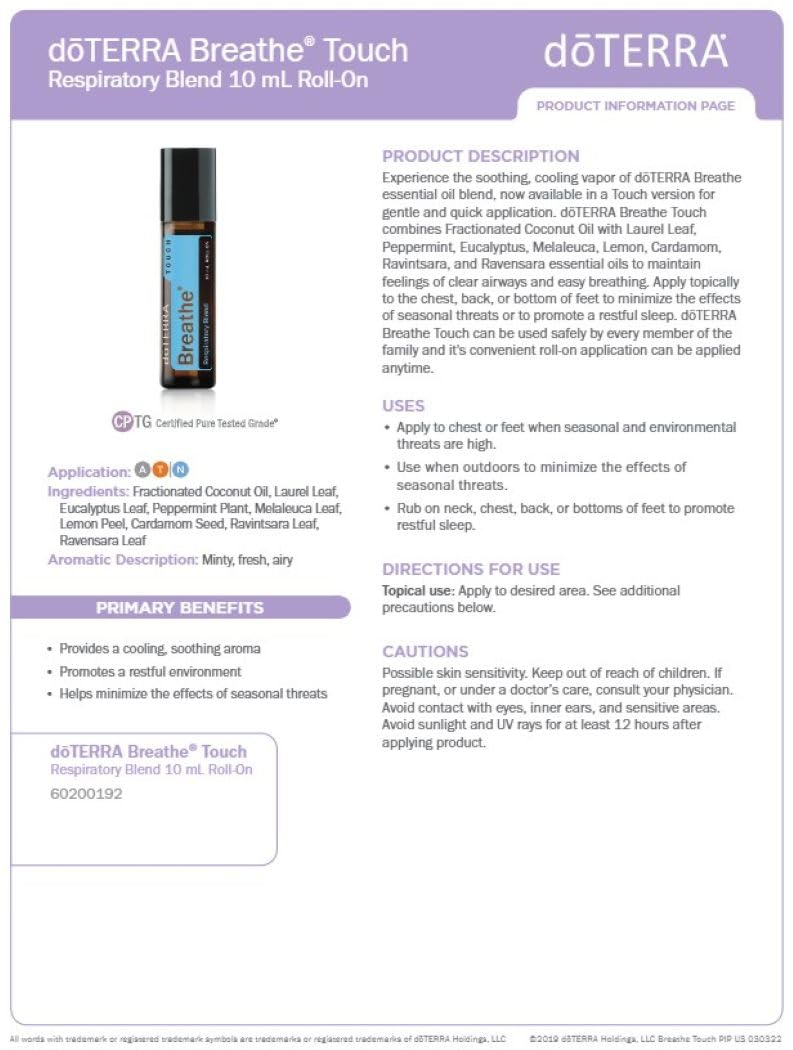 dōTERRA Breathe Touch en una mesita de noche creando atmósfera de descanso