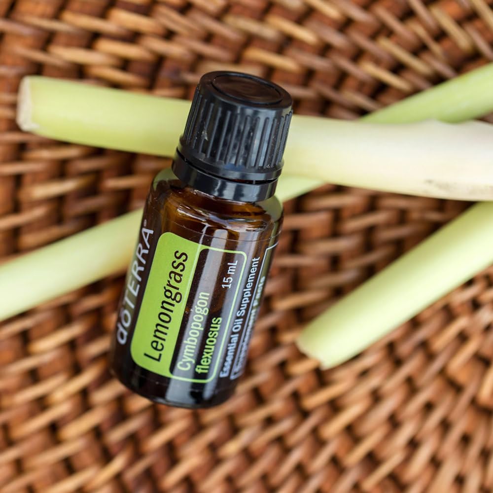 doTERRA gota de Lemongrass en superficie mostrando textura y concentración