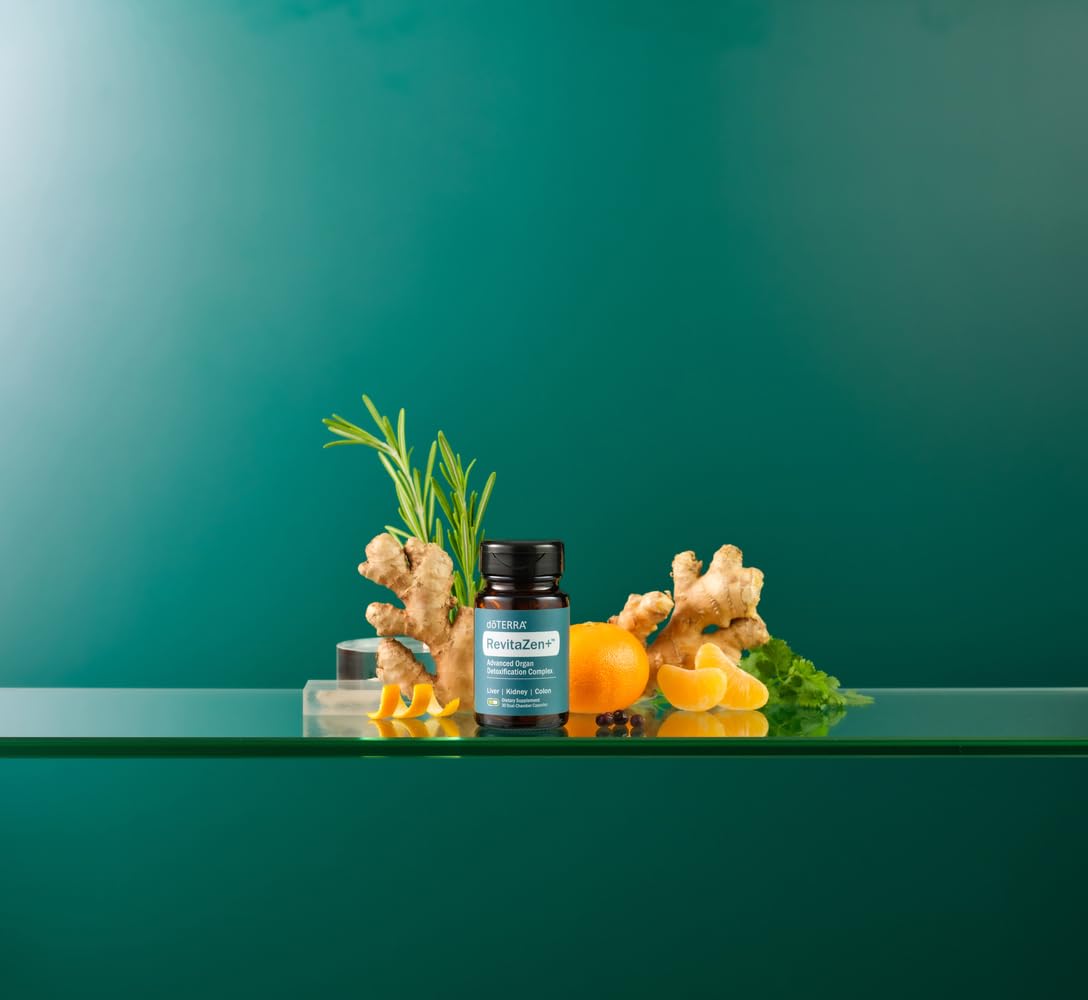 doTERRA producto en mano para comparar tamaño y facilidad de uso