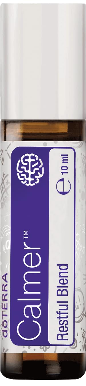 doTERRA frasco delantero de Calmer mostrando etiqueta calmante y uso familiar