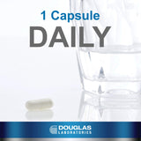 Douglas Laboratories cápsulas en mano para visualizar dosis y forma