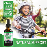 DR. BO botella al lado de jugo berry, sabor agradable para niños