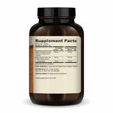 Dr. Mercola cápsulas en mano evidenciando la dosificación conveniente