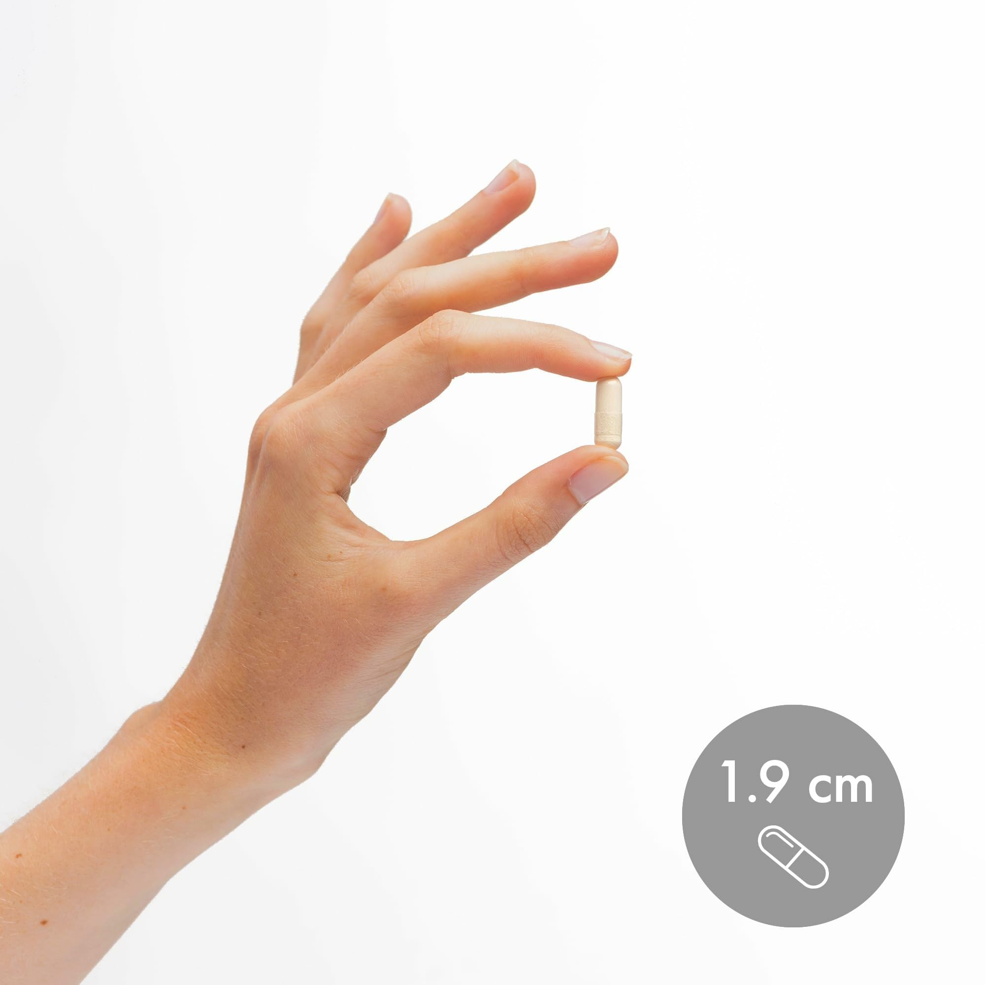 Dr. Mercola botella sobre mesa con otras vitaminas, imagen de almacenamiento seguro