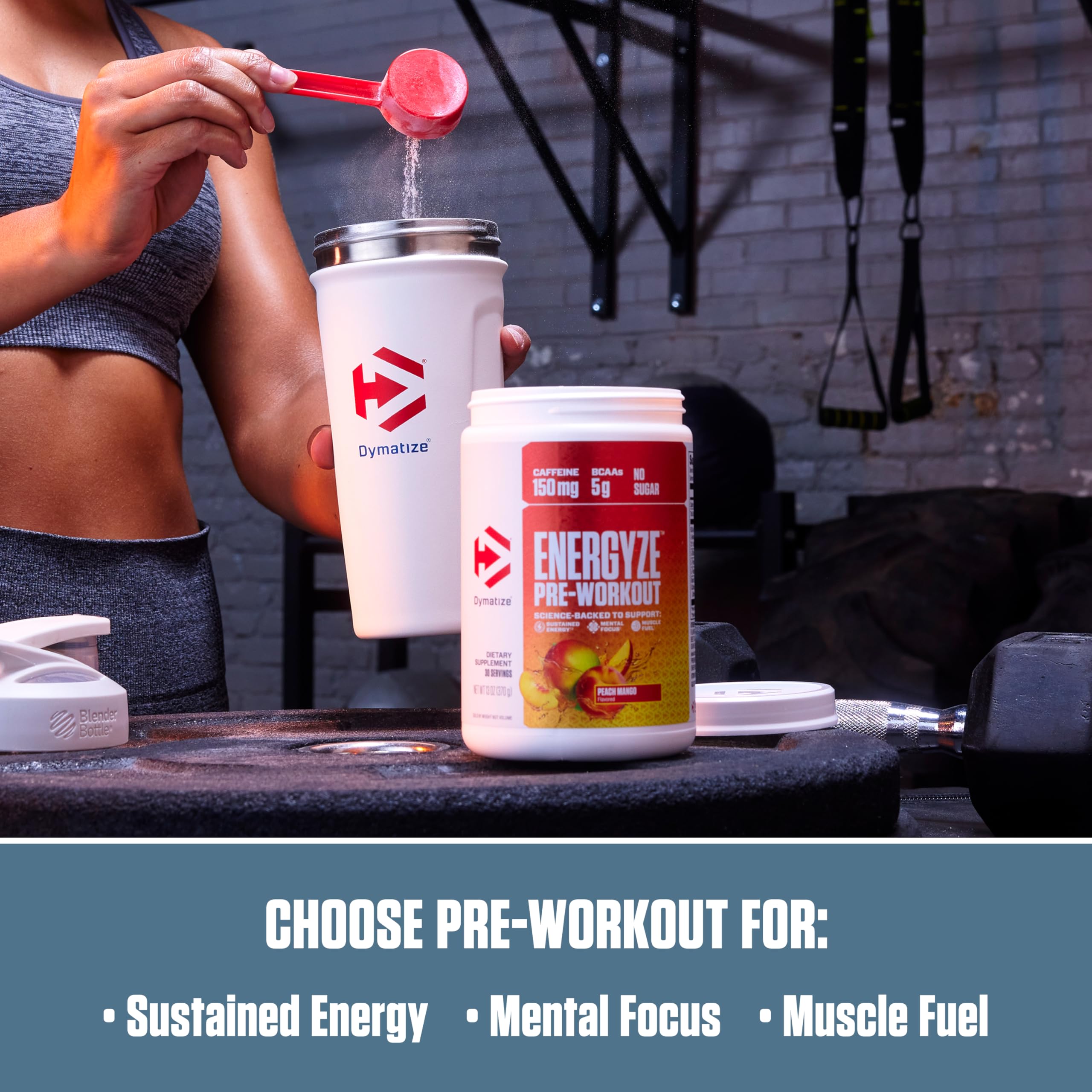 Bebida preparada Energyze Dymatize en vaso, energía preentreno lista
