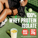 Dymatize persona entrenando con la bebida mostrando recuperación rápida