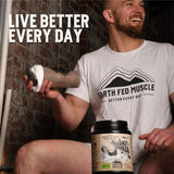 Earth Fed Muscle bote abierto mostrando polvo interior fresco