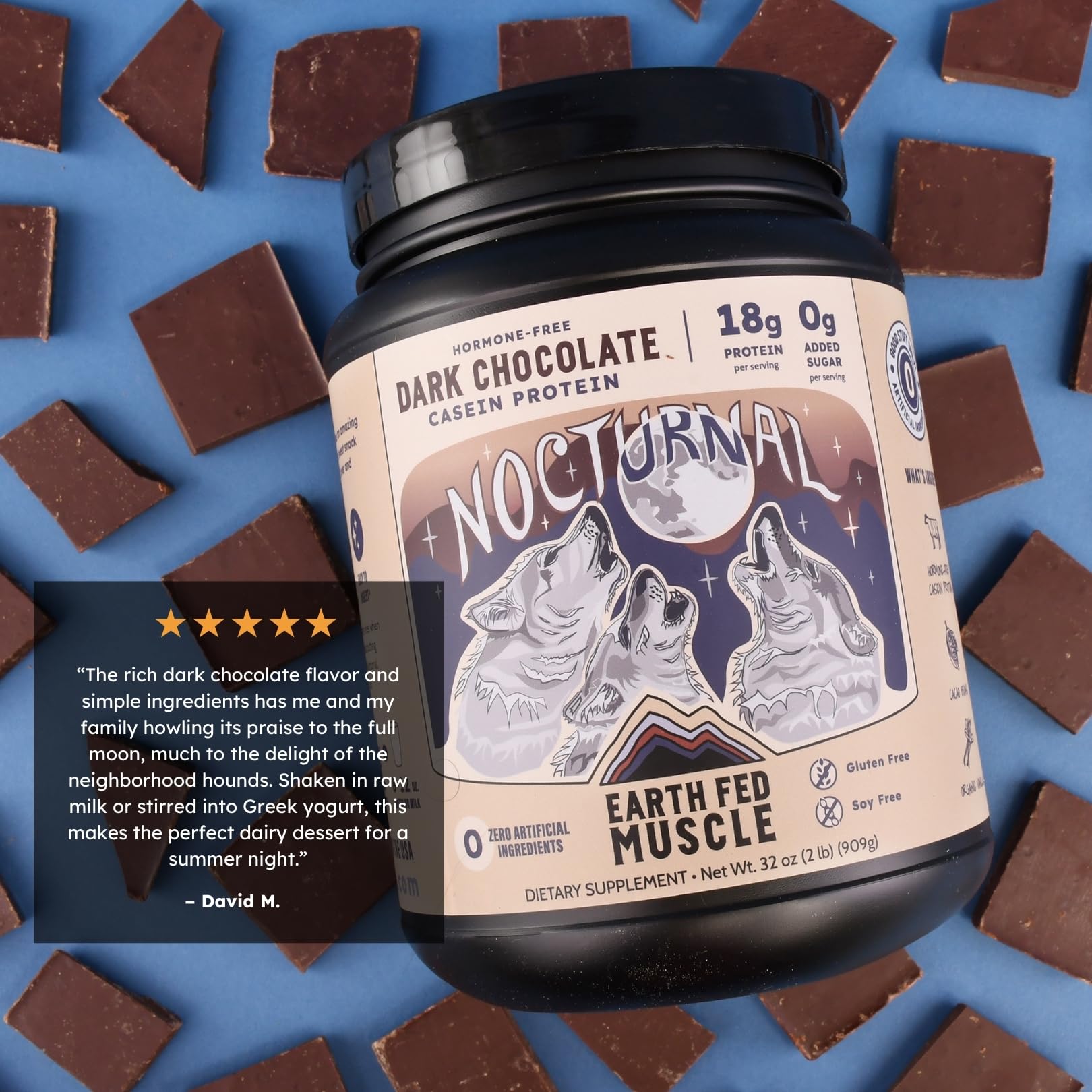 Earth Fed Muscle cucharada con porción que muestra 18g proteína por servicio