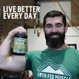 Earth Fed Muscle envase con porciones en mesa para rutina diaria