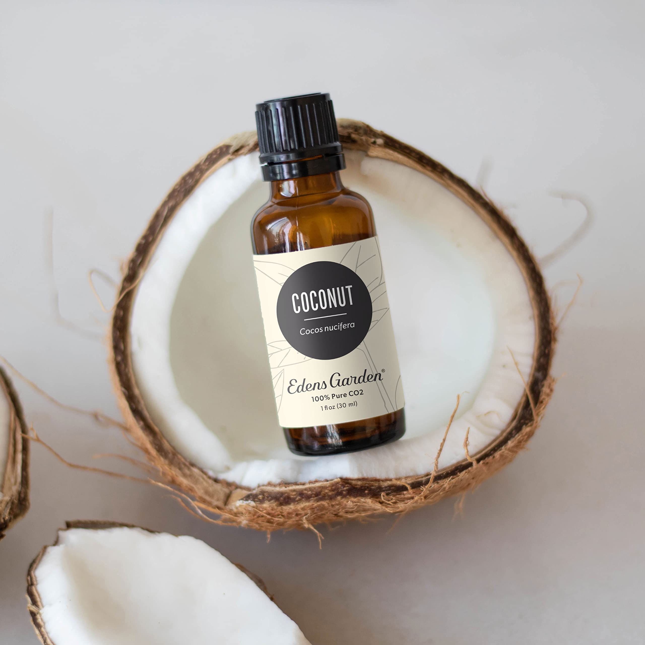 Edens Garden aceite Coconut CO2 textura cremosa que sugiere aroma tropical