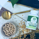 Elanen Naturals cápsulas en plato blanco destacando aspecto uniforme