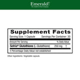EMERALD LABS primer plano de cápsula vegetal, beneficio absorción y pureza