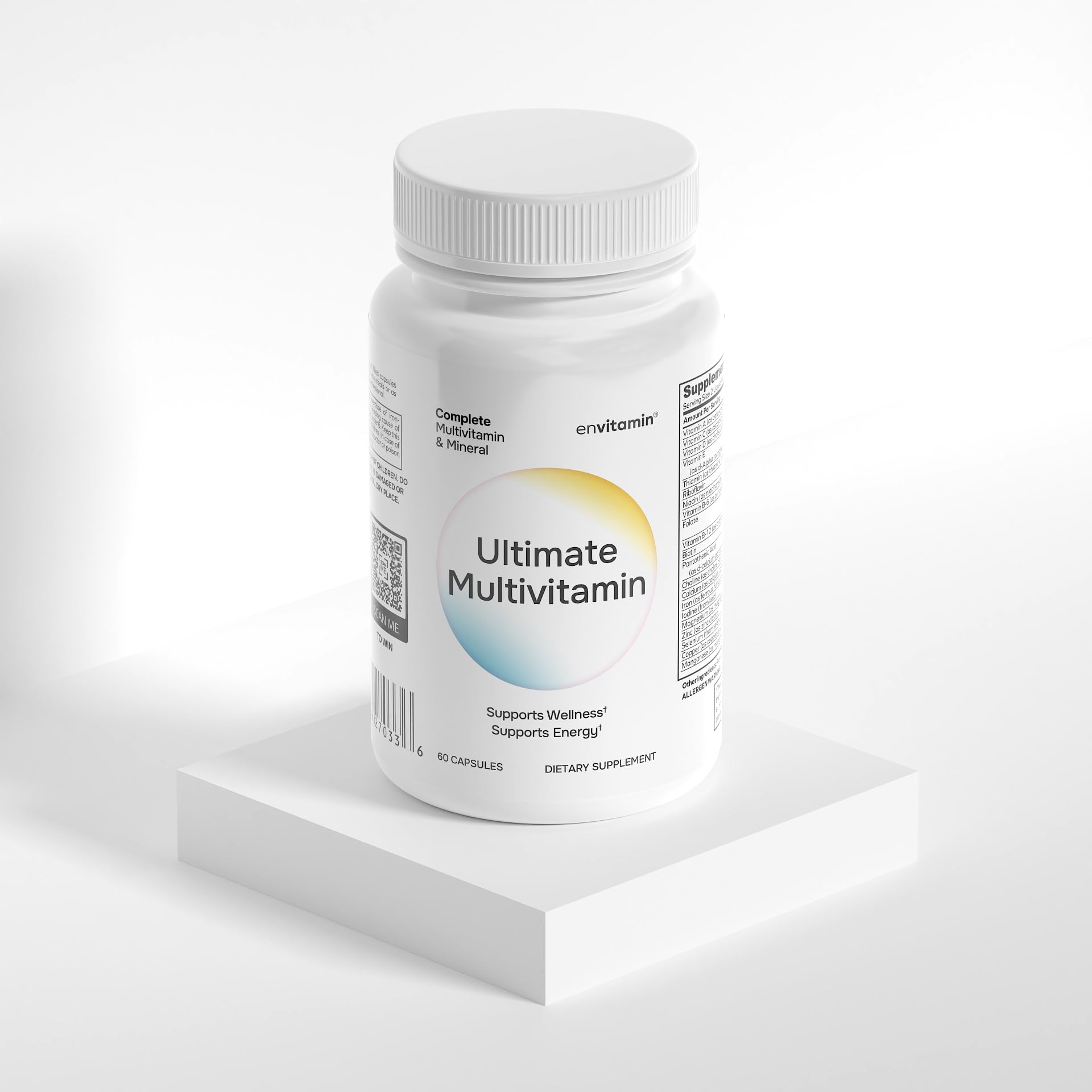 envitamin cápsula en mano ilustrando tamaño y facilidad de tragar