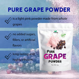 EVADY polvo de uva siendo añadido a un smoothie, aporta color y sabor natural