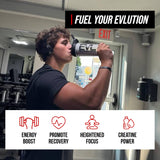 Evlution Creatine Energy bebida preparada en vaso demostrando disolución y color