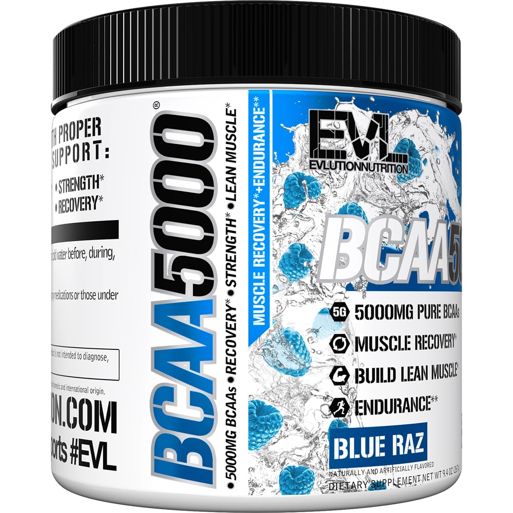 Evlution EVL BCAAs botella junto a equipo de entrenamiento, apoyo post-entreno