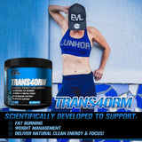 Evlution Trans4orm preparado en vaso azul, bebida lista para entrenar con energía
