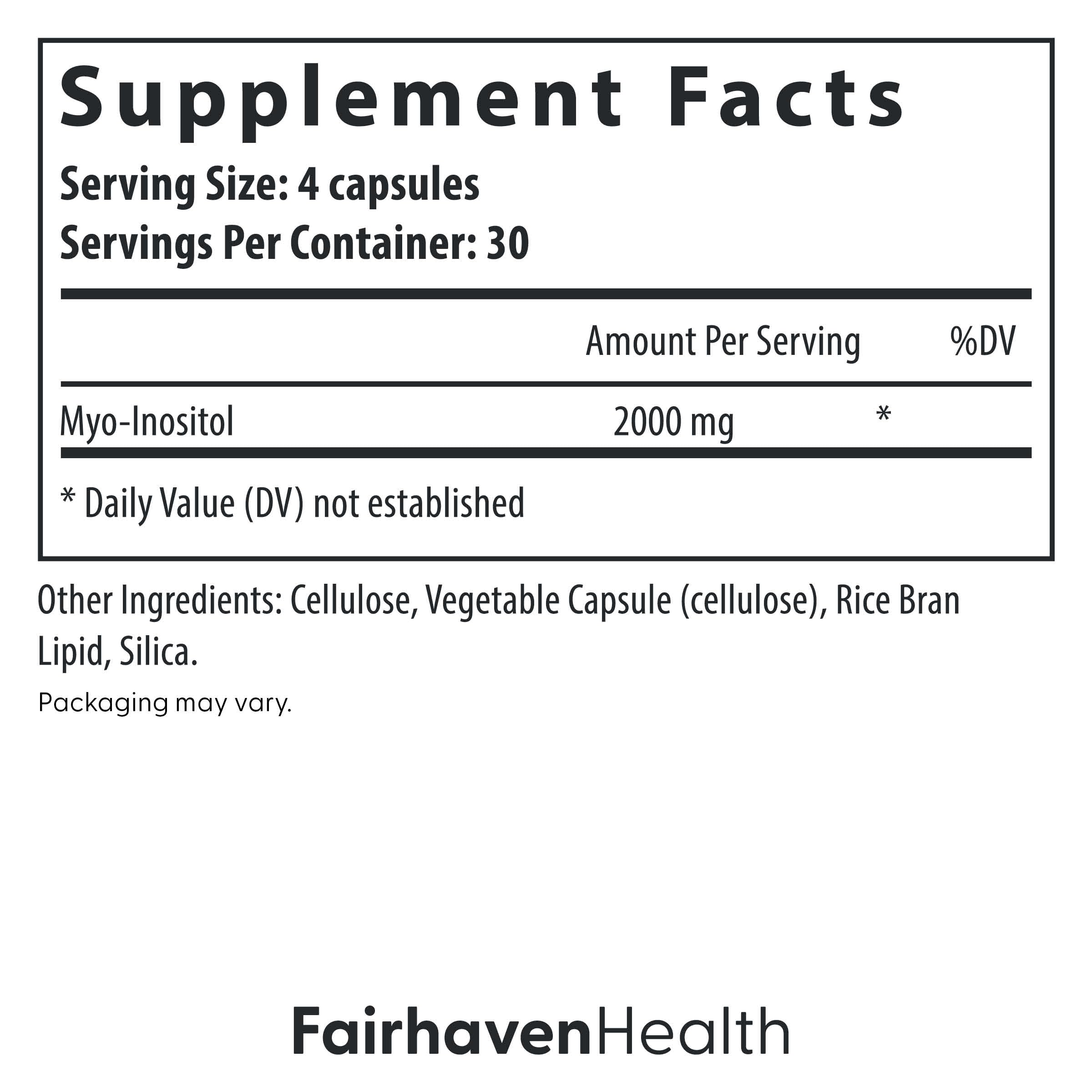 Fairhaven Health cápsula en mano para comparar tamaño y dosificación