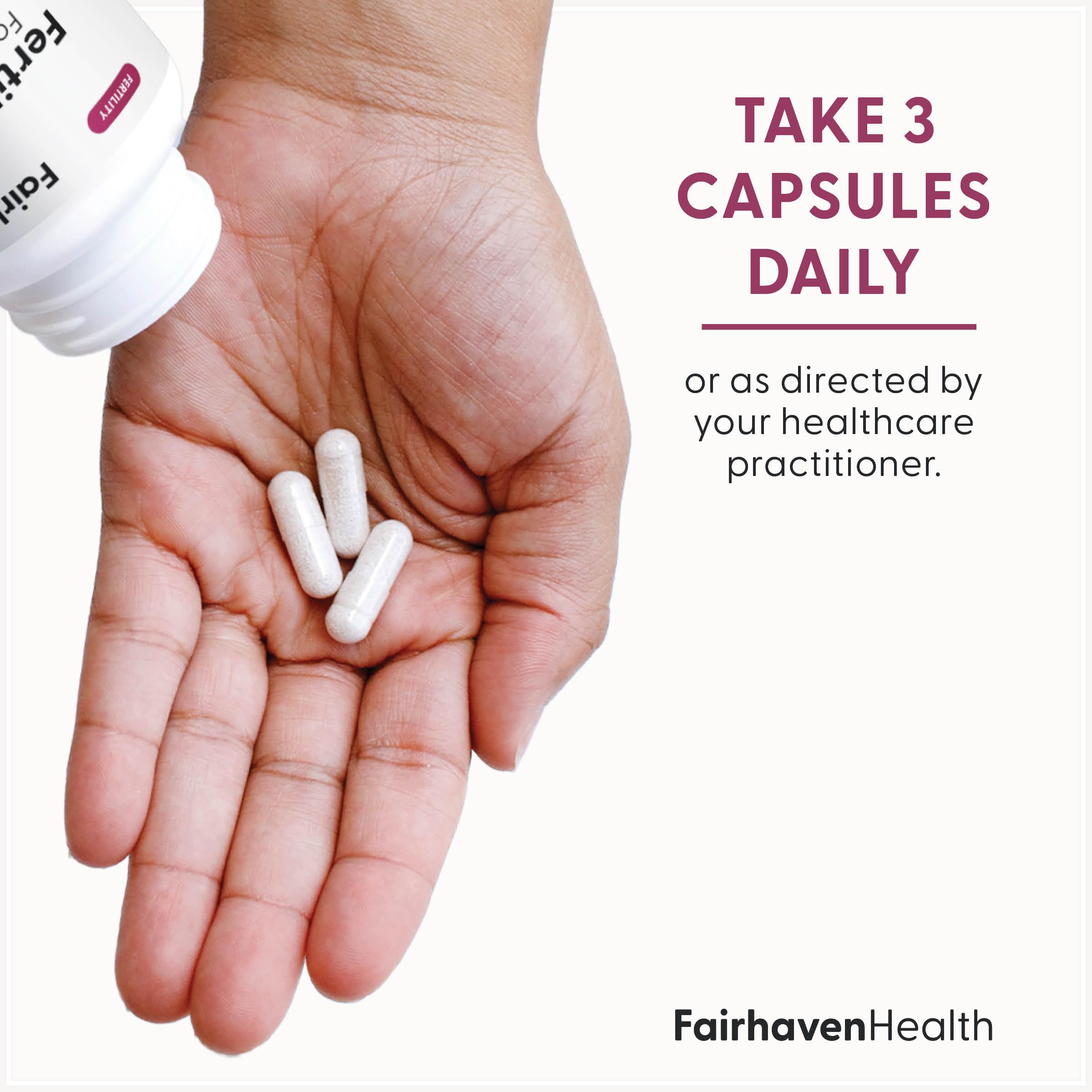 Fairhaven Health textura de cápsula en mano indica formulación suave
