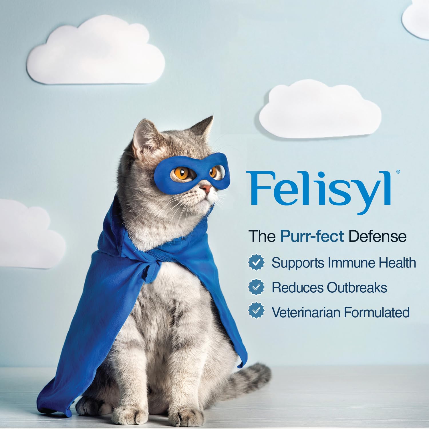 Felisyl gato aceptando gel por su sabor salmón apetecible