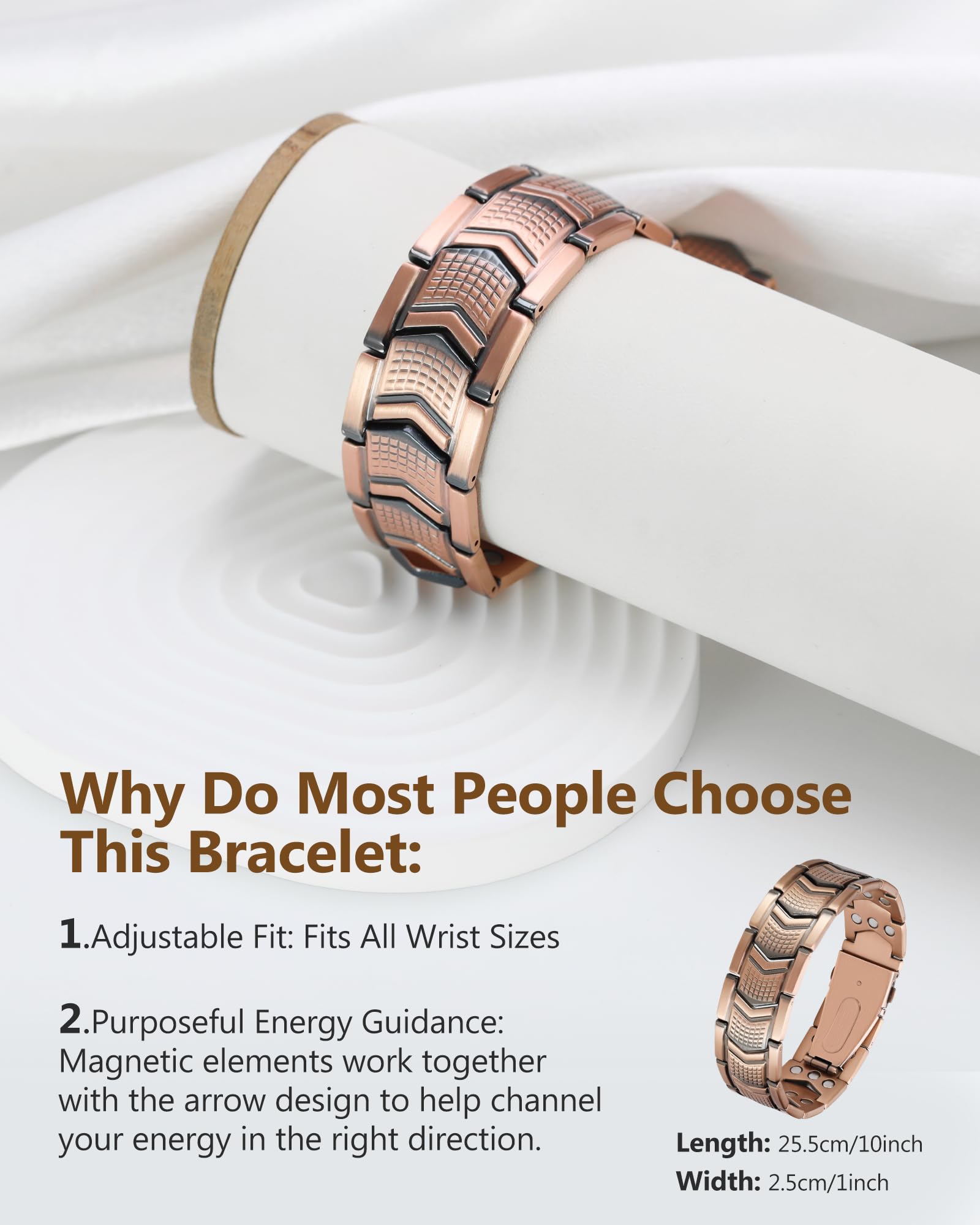 Feraco pulsera en muñeca demostrando ajuste y presencia masculina