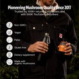 FreshCap Mushrooms frasco abierto con cápsulas para visualización interior