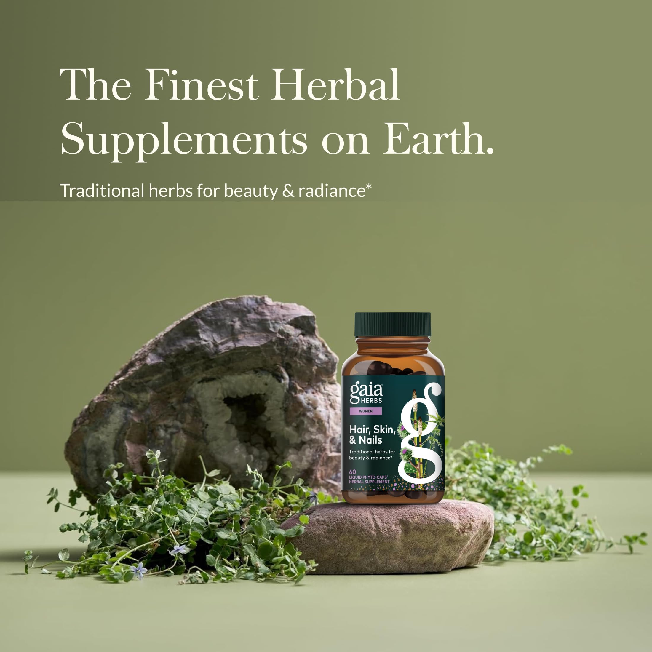 Gaia Herbs cápsulas en primer plano destacando textura y facilidad de ingestión