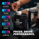 GAINS IN BULK polvo disuelto en vaso mostrando mezcla homogénea
