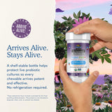 Frasco abierto Garden of Life con masticables visibles y acceso para consumo diario