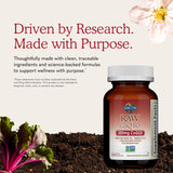 Garden of Life producto en cocina junto a alimentos saludables