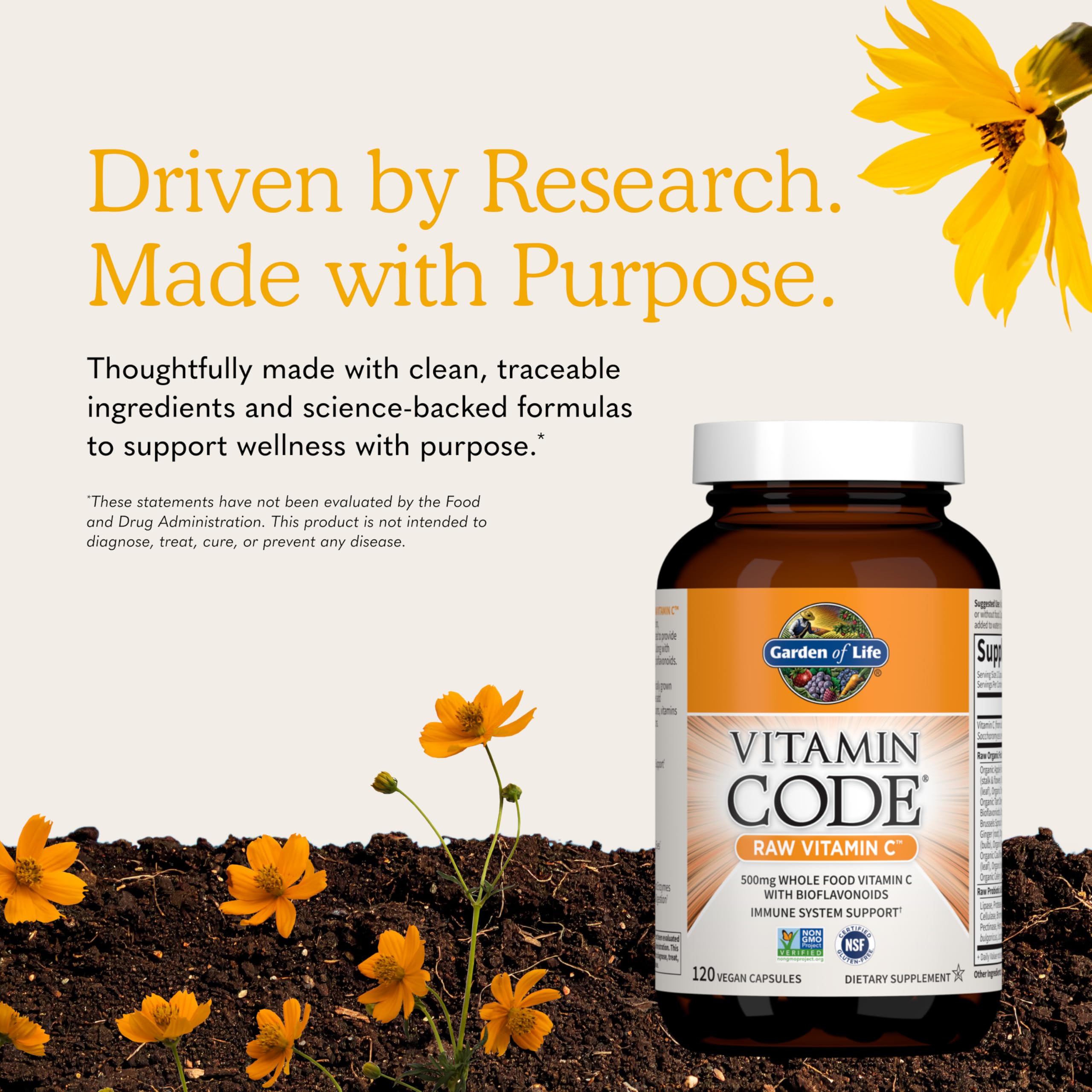 Persona tomando Garden of Life Vitamin Code como parte de su rutina
