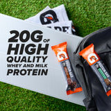 Gatorade barra corte que muestra textura y relleno cookies & crème
