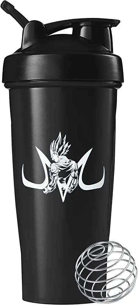 Generic imagen frontal del shaker 600 ml con diseño práctico y capacidad visible