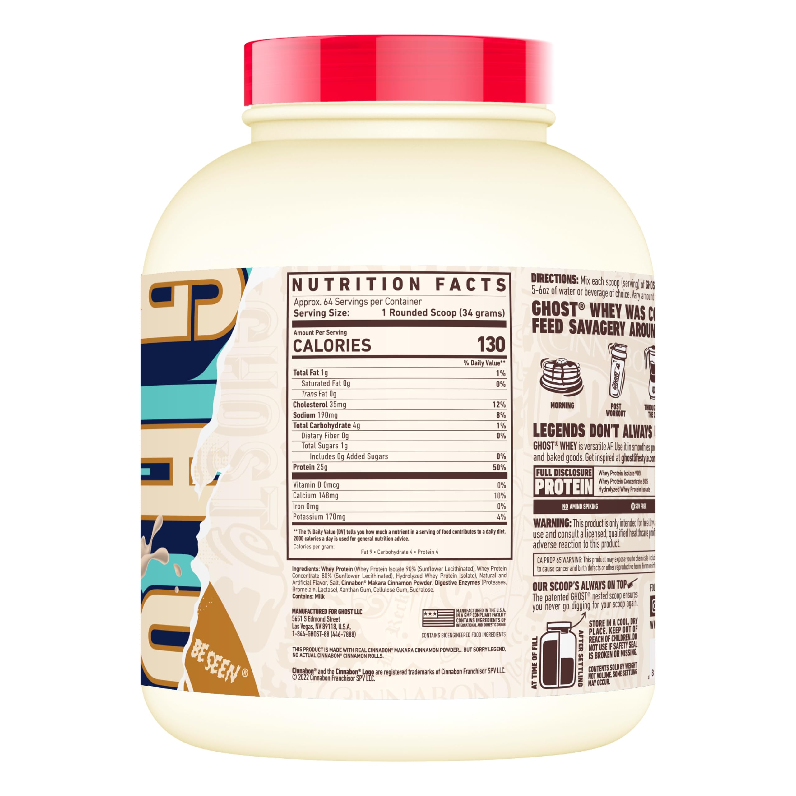 Cucharada de polvo GHOST Whey x Cinnabon mostrando textura fina y sabor auténtico