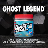 GHOST cucharada con polvo mostrando textura fina y mezcla fácil
